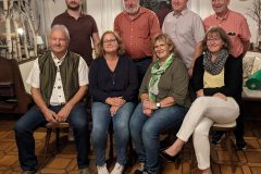 Neue Vorstandschaft mit Kreisfachberater Andreas Baumgartner (links hinten)